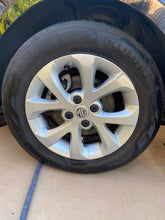 Load image into Gallery viewer, DoctorWax Foaming Wheel Cleaner 473ml